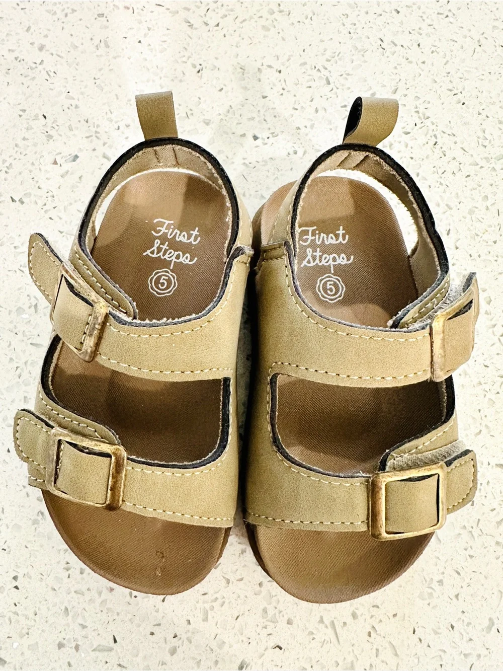 First Steps lightweight olive
